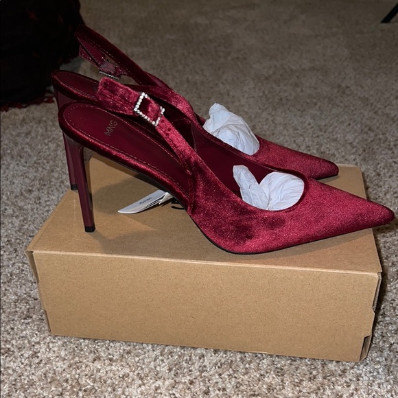 Mango Heels - Picture 2 of 11